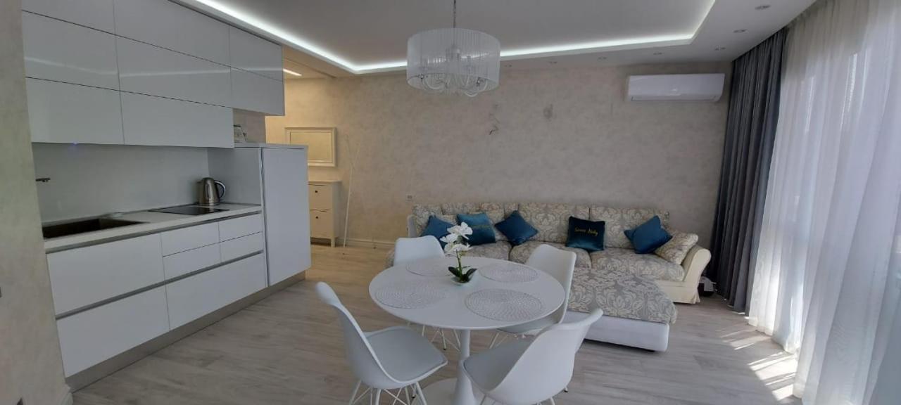 באטומי Elite Apartment In Orbi Sea Tower מראה חיצוני תמונה