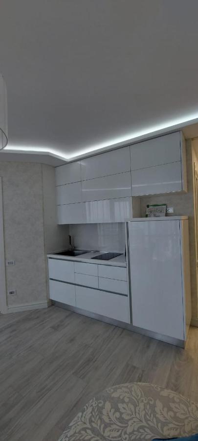 באטומי Elite Apartment In Orbi Sea Tower מראה חיצוני תמונה